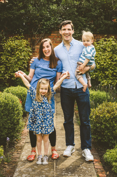 Bournemouth family photographer portraits in garden at home