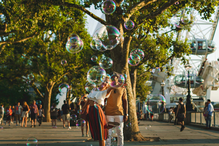 Fun couples shoot London