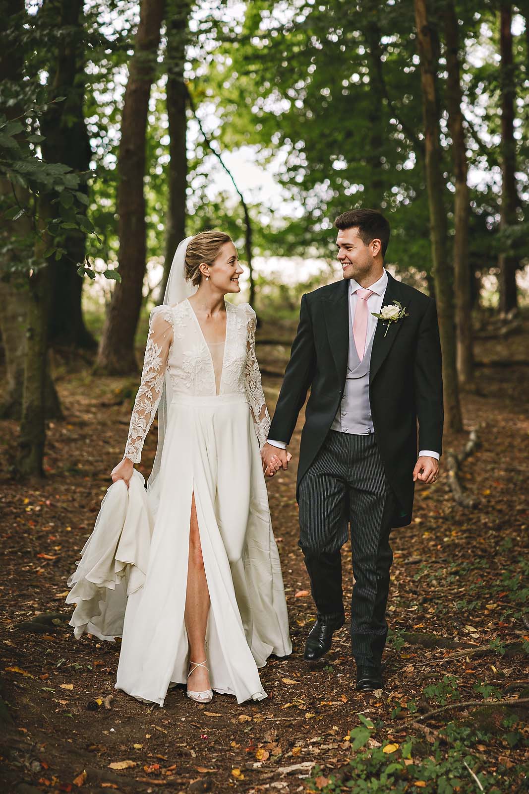 Alternative elegant wedding dress ideas