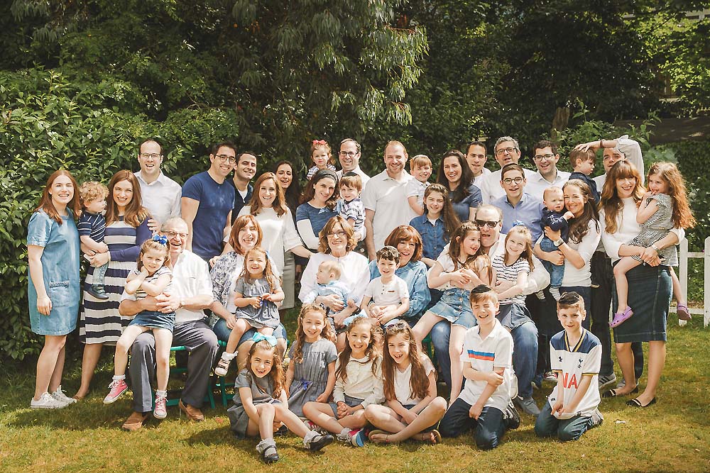 Large Jewish family portrait in Bournemouth