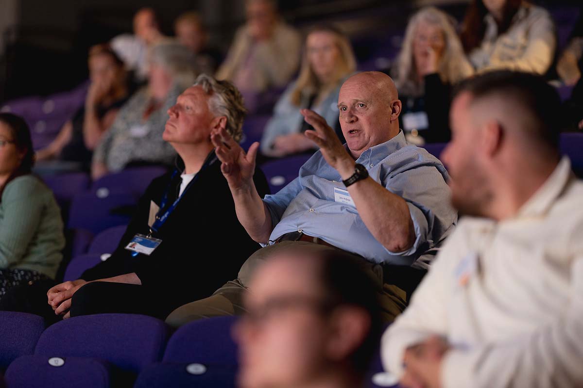 Event photography at Bournemouth Pavilion by Paul Underhill